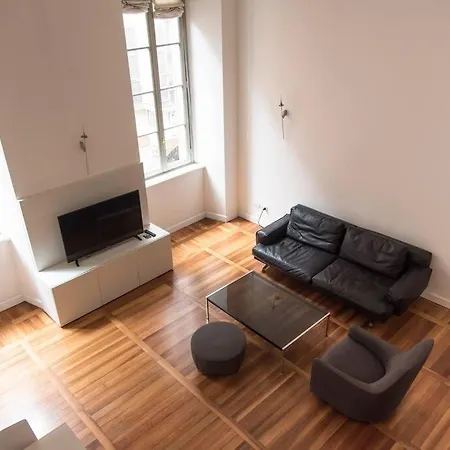 Astonishing Location Near Duomo *